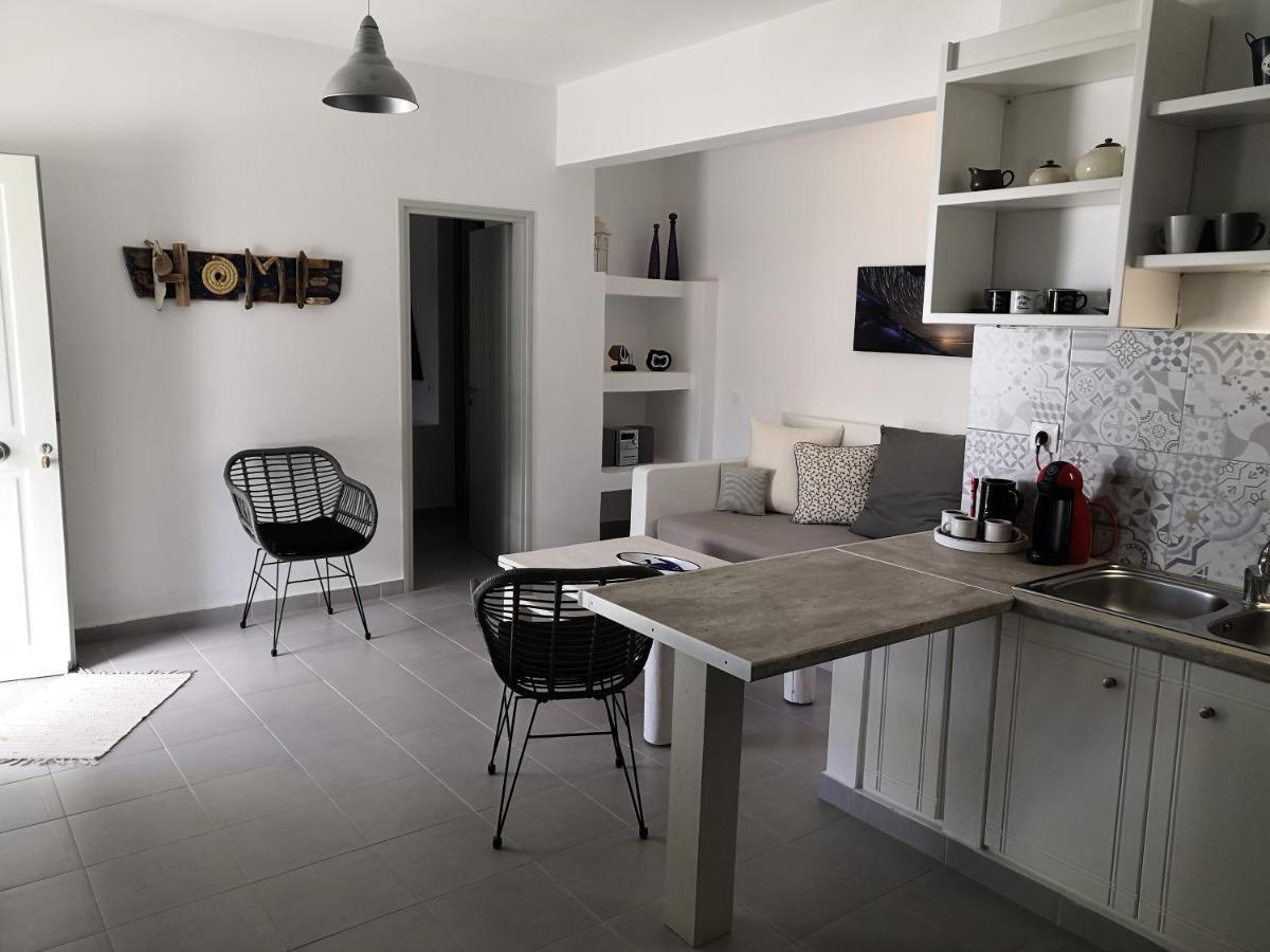Mariannas House Apartman Náusza Kültér fotó